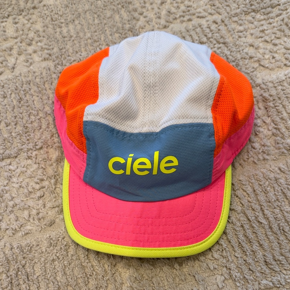 Ciele colorful running hat